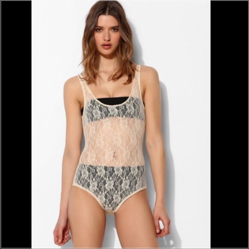 Lace bodysuit